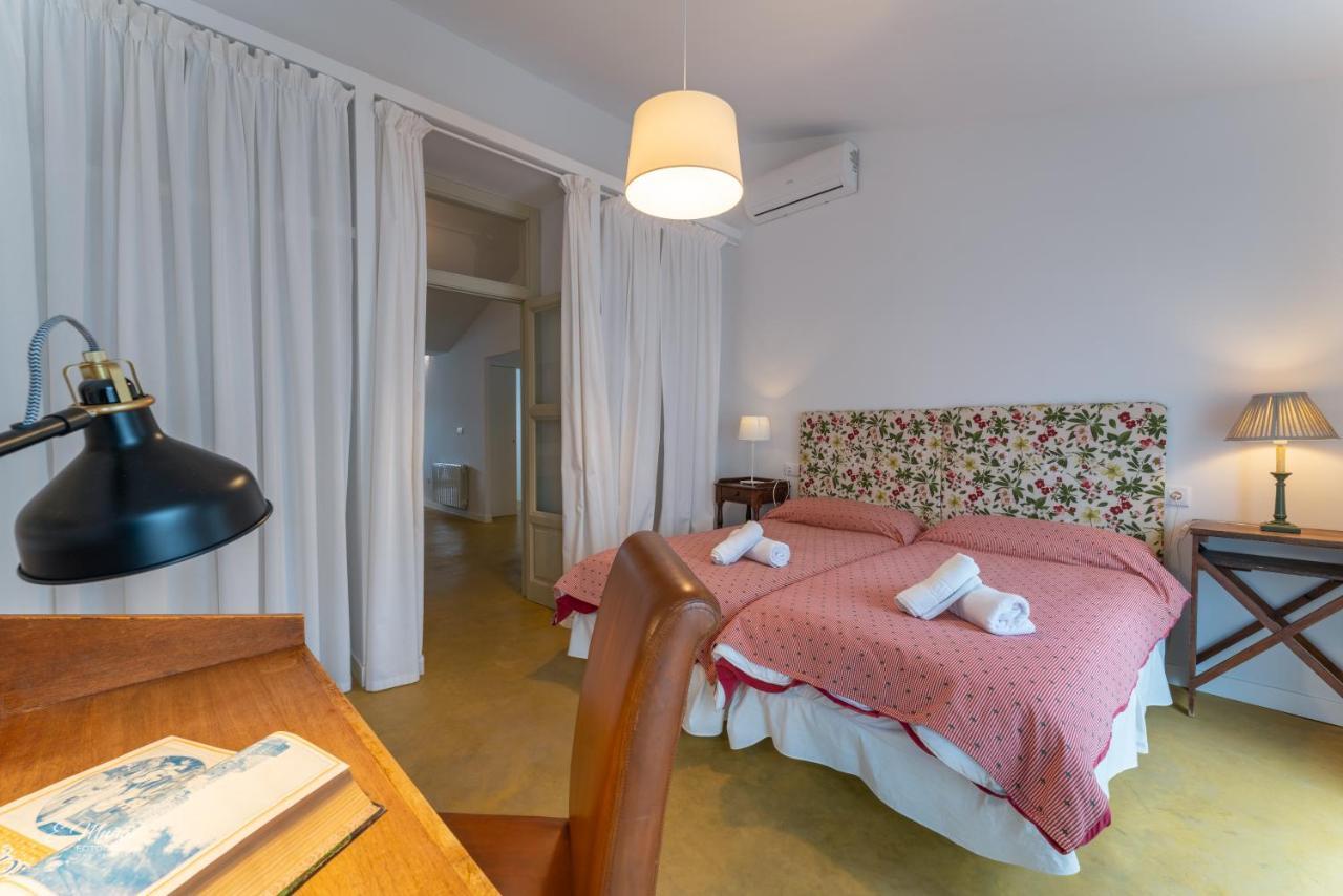 Apartamentos Tibula Museo Merida Bagian luar foto