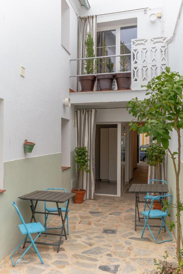 Apartamentos Tibula Museo Merida Bagian luar foto