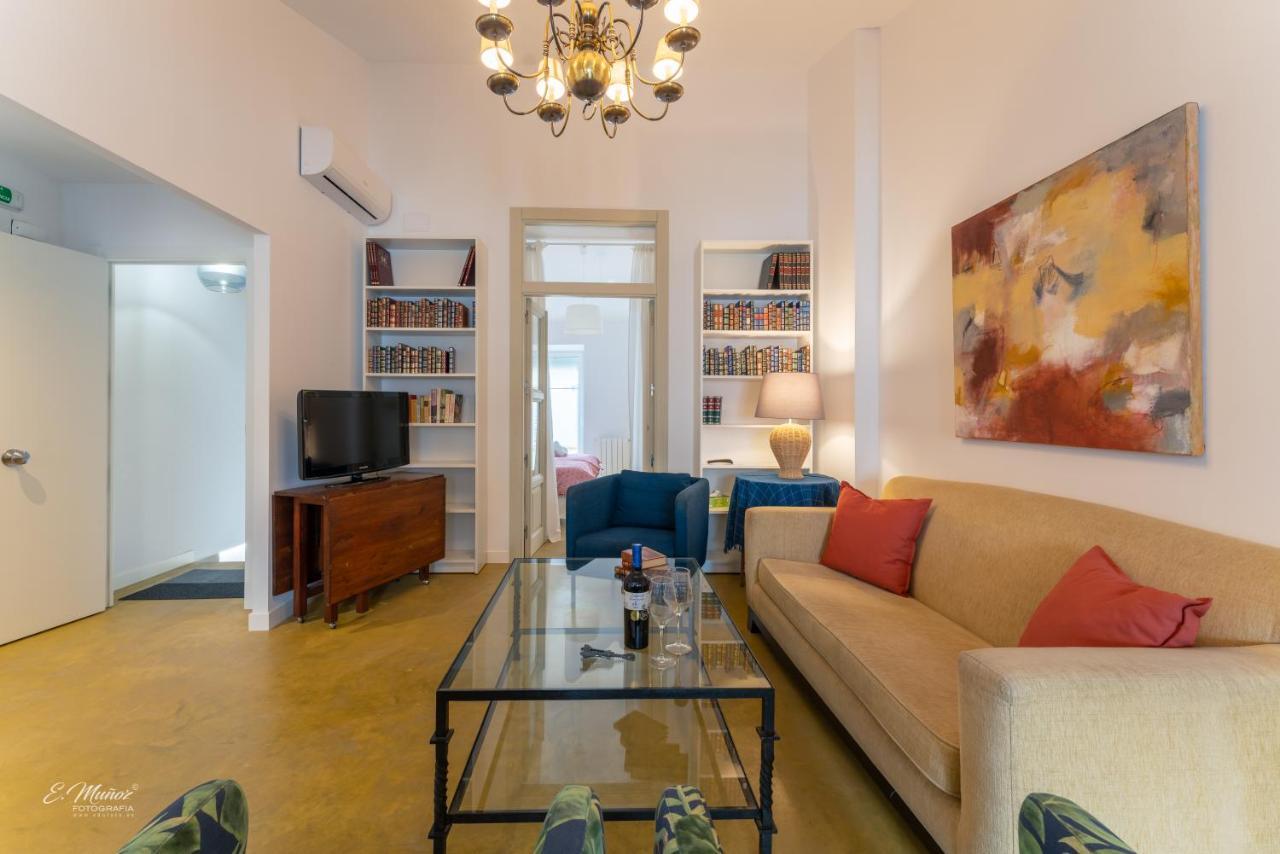 Apartamentos Tibula Museo Merida Bagian luar foto