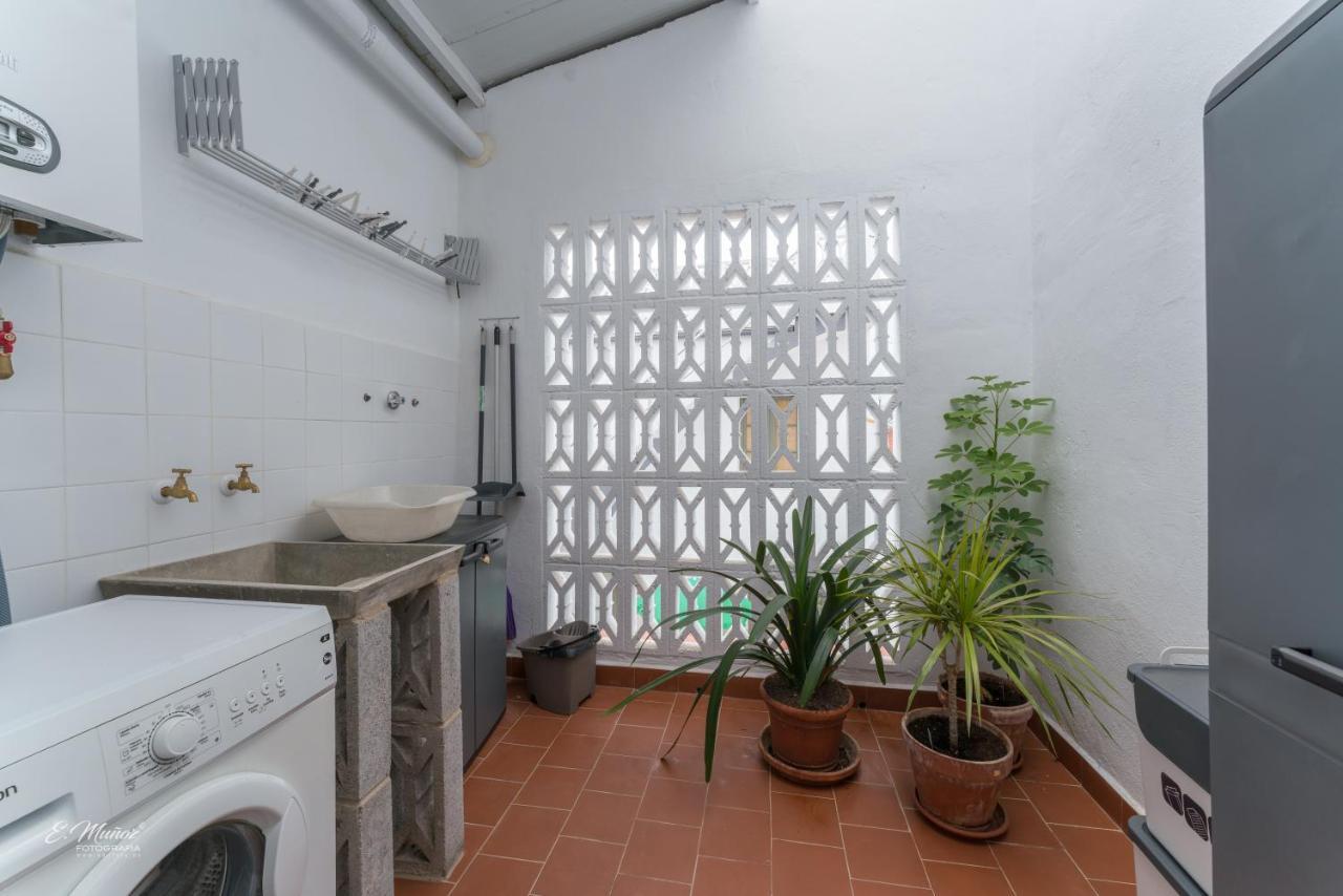 Apartamentos Tibula Museo Merida Bagian luar foto